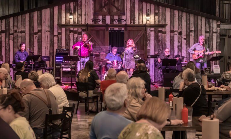 Pickin_Porch_05102025_LG-146